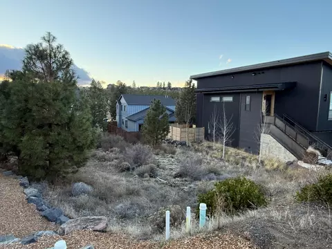 61175 SW Tippytoe Pl, Bend, OR 97702 photo 18
