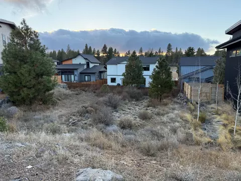61175 SW Tippytoe Pl, Bend, OR 97702 photo 8