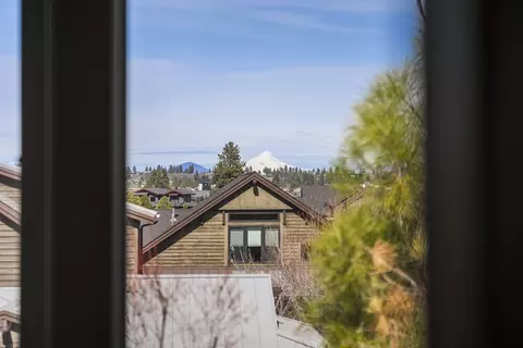 61341 Kindle Rock Loop, Bend, OR 97702 photo 32