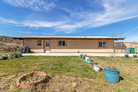Exterior - 4811 Wocus Rd, Klamath Falls, OR 97601 photo 6 of 16