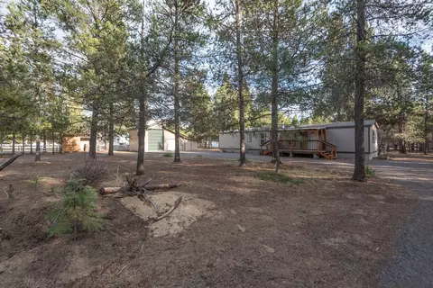 16103 Eagles Nest Rd, La Pine, OR 97739