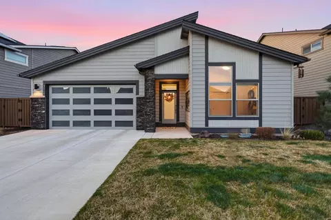 3016 NE Moreno Pl, Bend, OR 97701