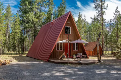 15635 6th St, La Pine, OR 97739