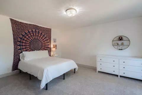 Bedroom - 60012 Ridgeview Dr W, Bend, OR 97702 photo 2 of 5