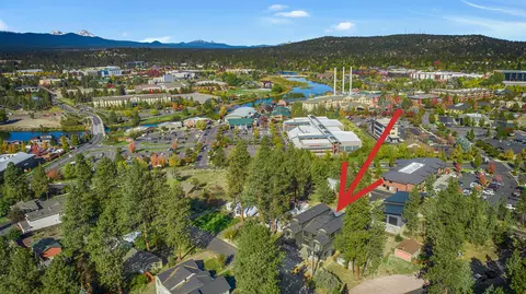334 SW Roosevelt Ave UNIT 2, Bend, OR 97702