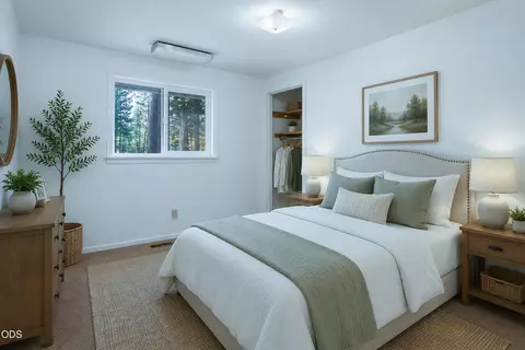 Bedroom - 153469 Hackamore Ln, La Pine, OR 97739 photo 1 of 1