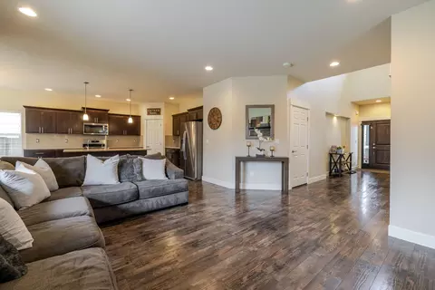 Other - 3137 NE Flagstone Ave, Bend, OR 97701 photo 3 of 11