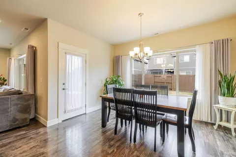 Dining - 3137 NE Flagstone Ave, Bend, OR 97701 photo 2 of 2