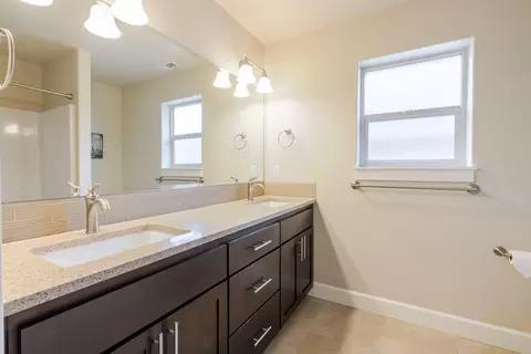 Bath - 3137 NE Flagstone Ave, Bend, OR 97701 photo 6 of 6