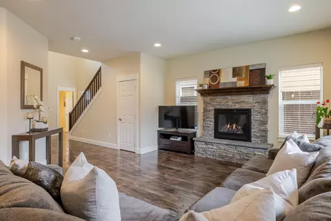 Living - 3137 NE Flagstone Ave, Bend, OR 97701 photo 3 of 3