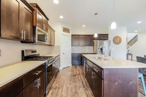 Kitchen - 3137 NE Flagstone Ave, Bend, OR 97701 photo 6 of 6
