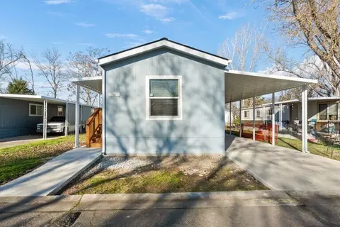 6850 Downing Rd #SPC 11, Central Point, OR 97502