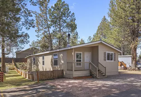 60901 Brosterhous Rd #741, Bend, OR 97702