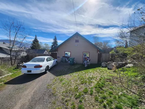 824 Grant St, Klamath Falls, OR 97601