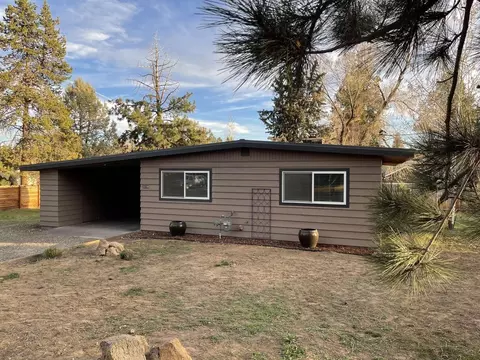 20199 Roats Ln, Bend, OR 97702