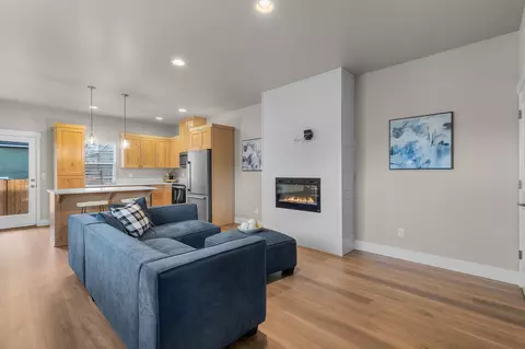 63262 NW Ski Ln, Bend, OR 97703