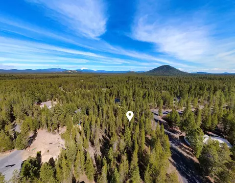 15111 River Loop Dr W, Bend, OR 97707 photo 19