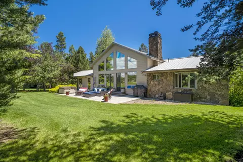 Exterior - 55635 Gatehouse Ln, Bend, OR 97707 photo 1 of 13
