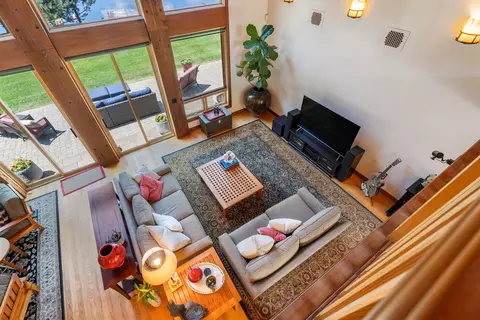 Living - 55635 Gatehouse Ln, Bend, OR 97707 photo 6 of 7