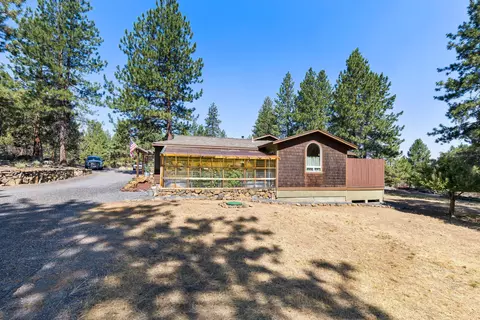 20518 Pine Vista Dr, Bend, OR 97702 photo 45