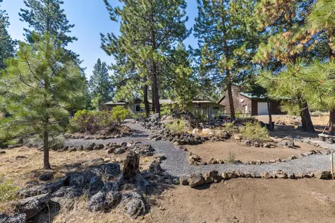20518 Pine Vista Dr, Bend, OR 97702 photo 49