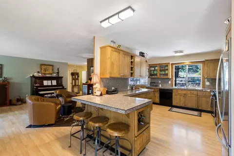 20518 Pine Vista Dr, Bend, OR 97702 photo 17