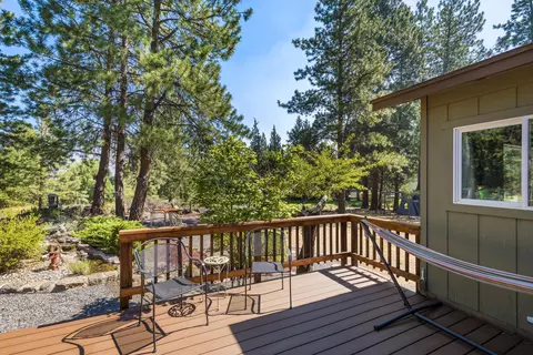 20518 Pine Vista Dr, Bend, OR 97702 photo 24