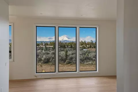 Living - 67135 Harrington Loop Rd, Bend, OR 97703 photo 3 of 3