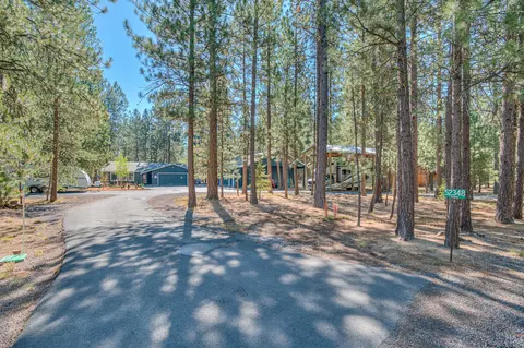 52348 Barberry Cir, La Pine, OR 97739