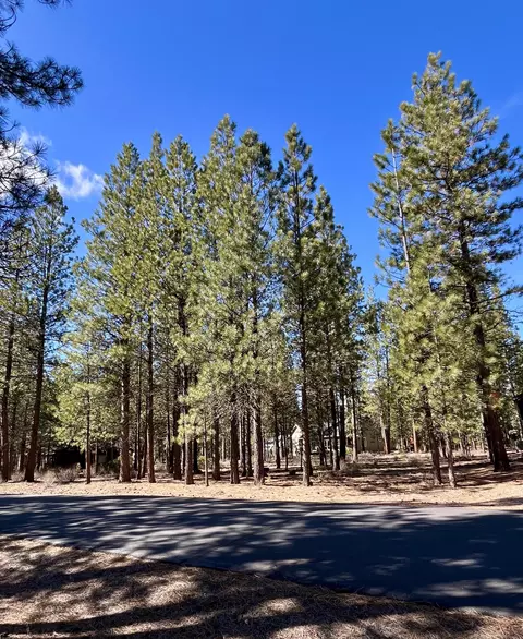 14165 Whitewater Loop, La Pine, OR 97739 photo 2