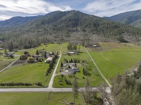 View/Area - 15902 Water Gap Rd, Williams, OR 97544 photo 4 of 6