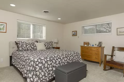 Bedroom - 15902 Water Gap Rd, Williams, OR 97544 photo 1 of 3
