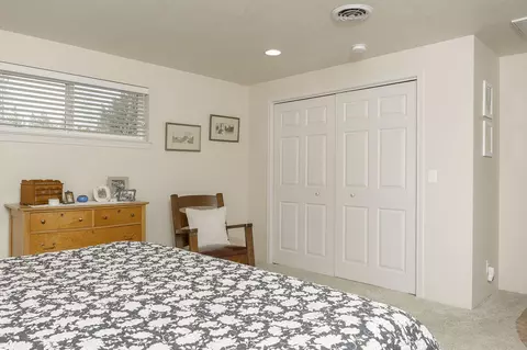 Bedroom - 15902 Water Gap Rd, Williams, OR 97544 photo 2 of 3