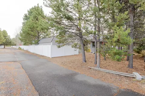 Exterior - 51420 Wheeler Rd, La Pine, OR 97739 photo 10 of 10