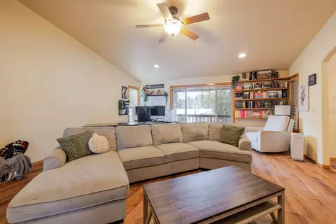 Living - 51420 Wheeler Rd, La Pine, OR 97739 photo 2 of 2