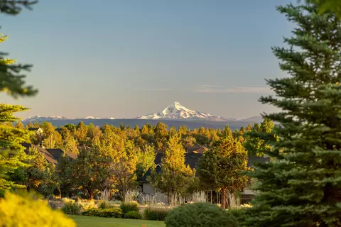 10711 Ironstone Ct, Redmond, OR 97756