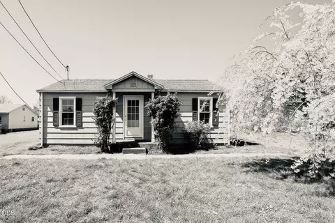 195 S Main St, Prineville, OR 97754