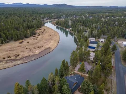 55534 Big River Dr, Bend, OR 97707 photo 27