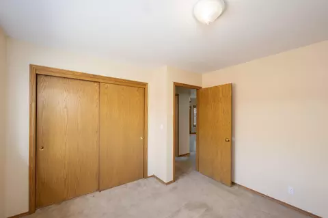 Bedroom - 64769 Saros Ln, Bend, OR 97703 photo 4 of 6