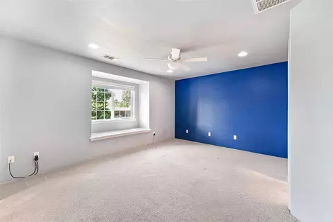 Bedroom - 647 Shadow Way, Central Point, OR 97502 photo 1 of 6