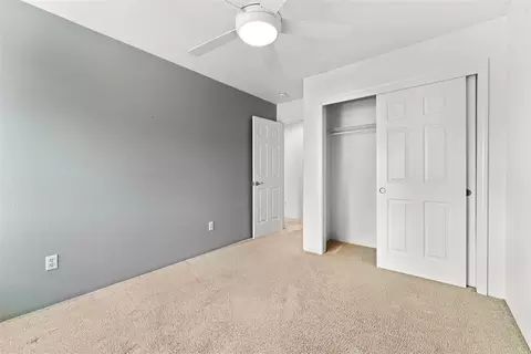Bedroom - 647 Shadow Way, Central Point, OR 97502 photo 4 of 6
