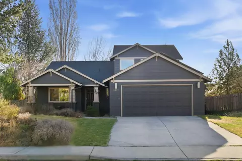20029 Rock Bluff Cir, Bend, OR 97702