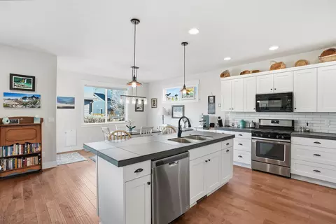 Kitchen - 1227 NE Hoover Loop, Bend, OR 97701 photo 1 of 4