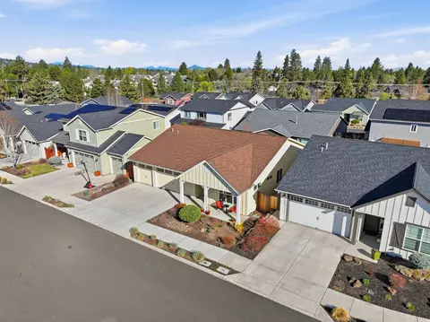 View/Area - 1227 NE Hoover Loop, Bend, OR 97701 photo 1 of 5