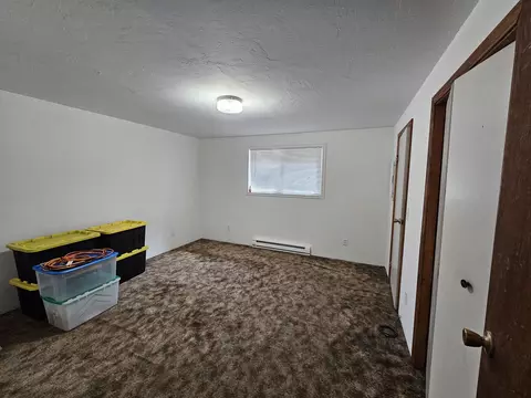 Bedroom - 51473 Hemlock Rd, La Pine, OR 97739 photo 1 of 2