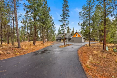 17008 Sharp Dr, Bend, OR 97707