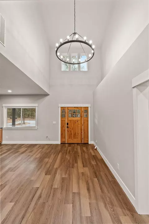 Entry Way - 17008 Sharp Dr, Bend, OR 97707 photo 1 of 3