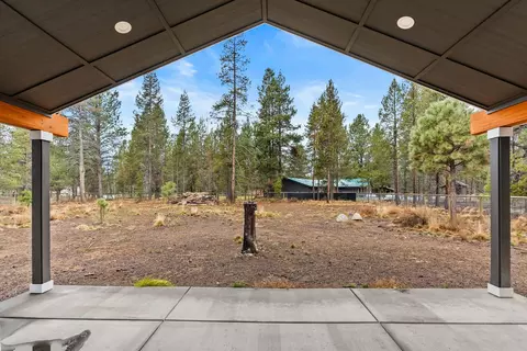 Exterior - 17008 Sharp Dr, Bend, OR 97707 photo 10 of 15