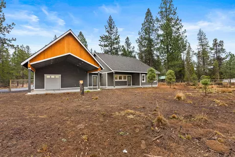 Exterior - 17008 Sharp Dr, Bend, OR 97707 photo 11 of 15