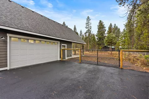 Exterior - 17008 Sharp Dr, Bend, OR 97707 photo 5 of 15